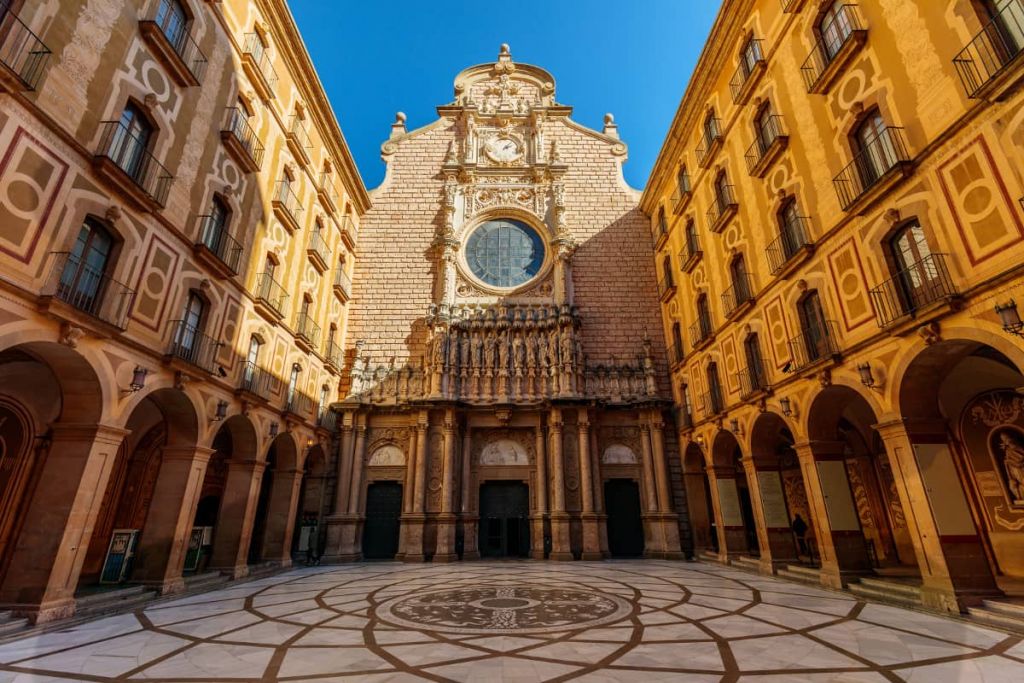 Half-Day Montserrat Tour From Barcelona