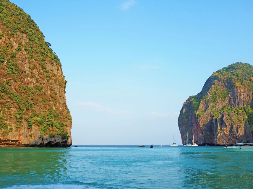 Phi Phi Islands Full-Day Speedboat Trip from Krabi