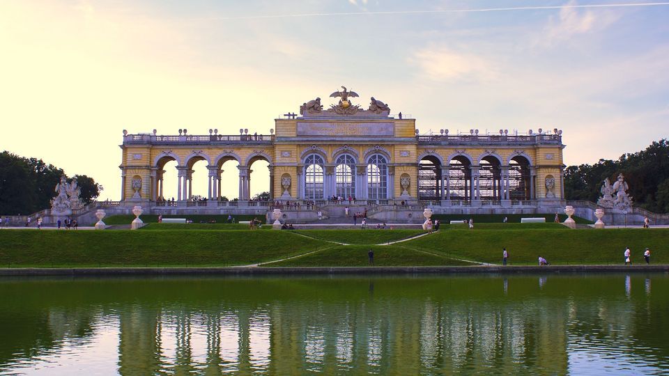 Schönbrunn Palace & Gardens: Skip-the-Line Guided Tour