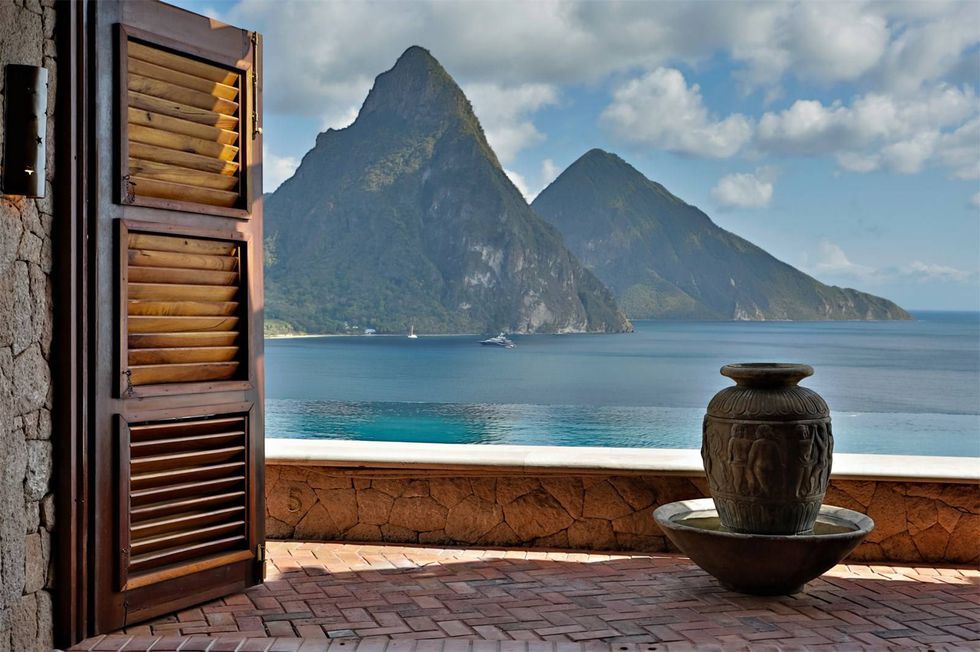 10 Gorgeous Homes That Get Luxe Mountain Living Right