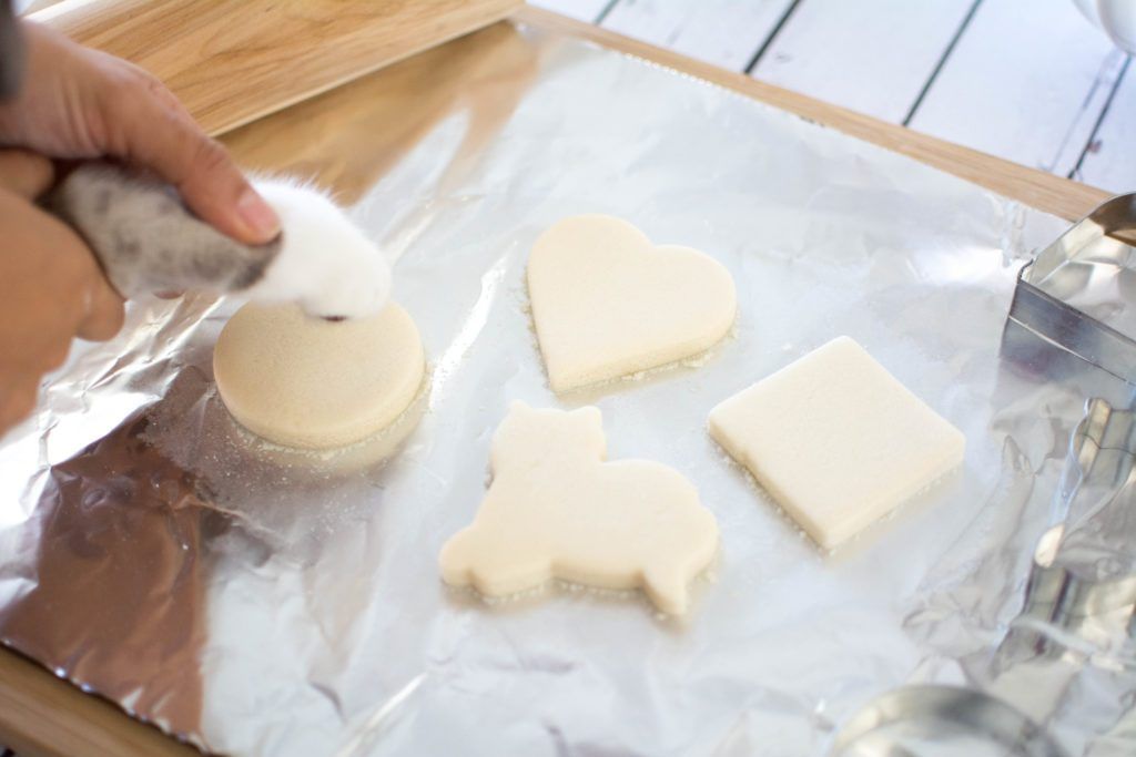 DIY Paw Print Ornament