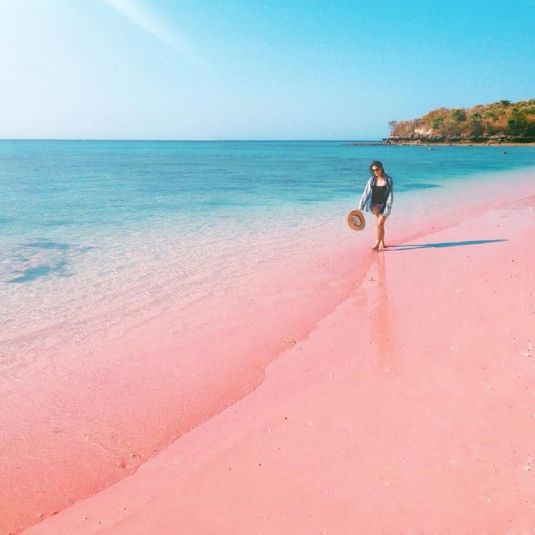 The Best Pink Sand Beaches Around the World