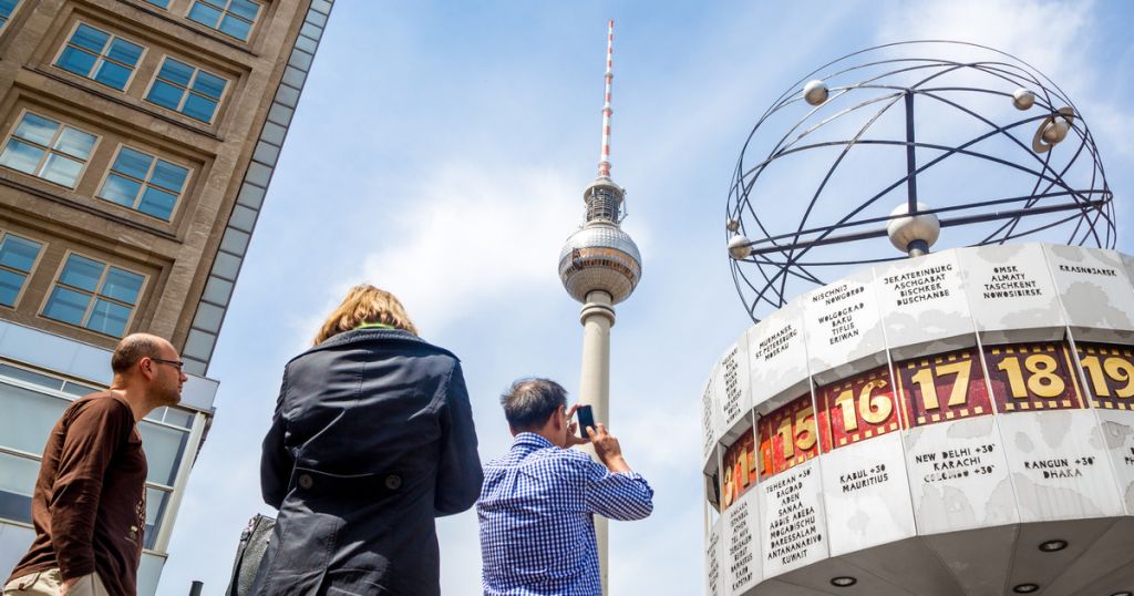 TV Tower Berlin: Fast Track Ticket