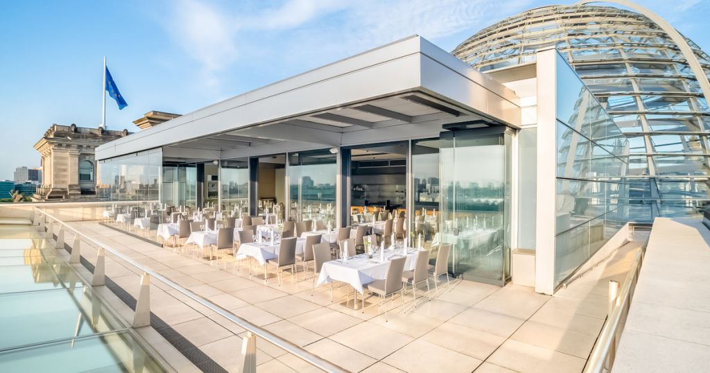 Reichstag: Rooftop Coffee Break at Käfer