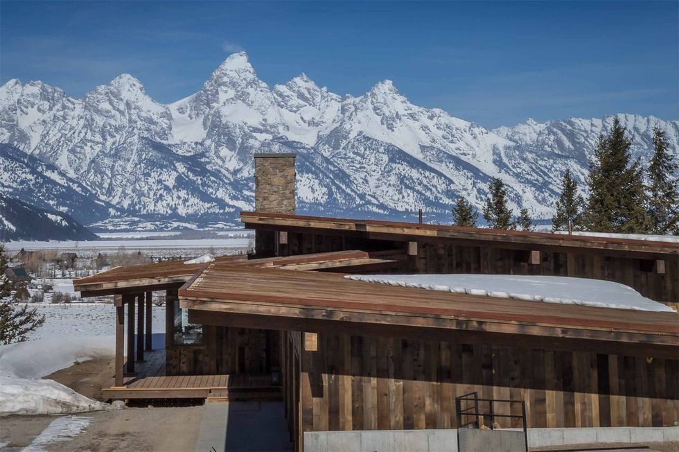 10 Gorgeous Homes That Get Luxe Mountain Living Right